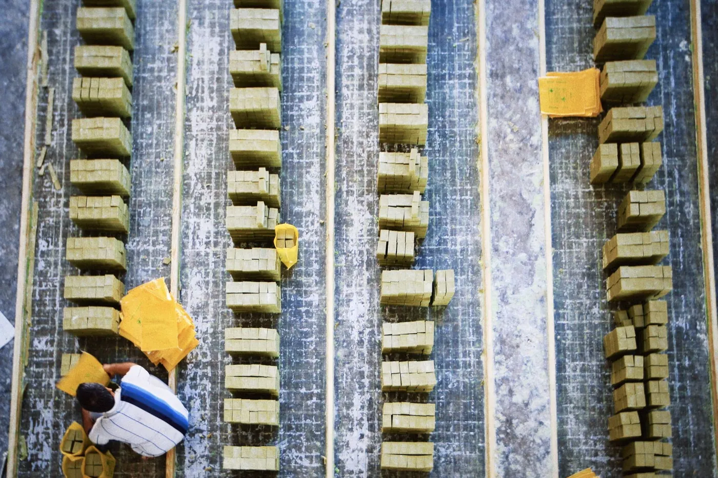 Proceso industrial de fabricación de productos de droguería
